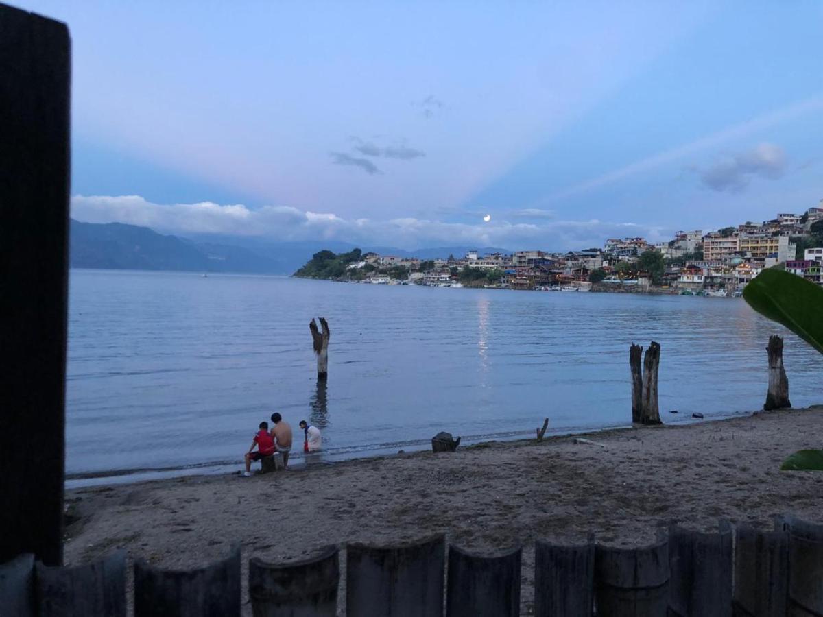 Kawoq Guesthouse San Pedro La Laguna Eksteriør bilde