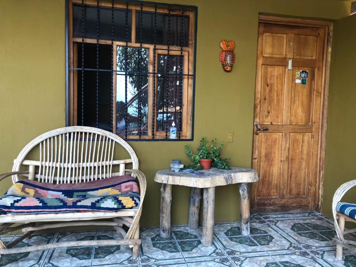 Kawoq Guesthouse San Pedro La Laguna Eksteriør bilde